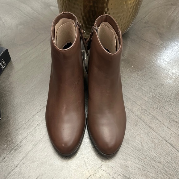 NATURALIZER Bay Chocolate Waterproof Leather - Picture 5 of 13